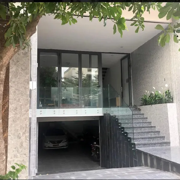 Nhà 5 tầng khu Kim Sơn - Phường Tân Phong 5m x 20m