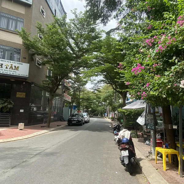 Nhà 5 tầng góc 2 mặt tiền khu Kim Sơn 7m x 20m