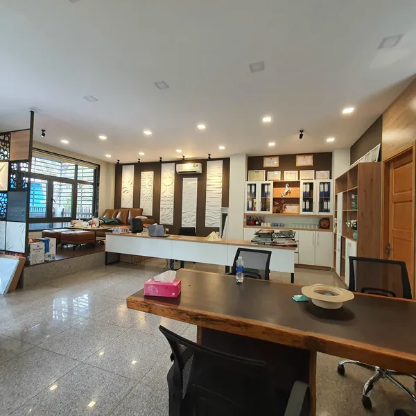 Nhà 5 tầng góc 2 mặt tiền khu Kim Sơn 7m x 20m