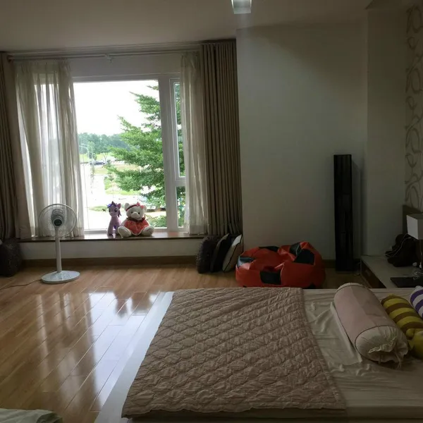 Nhà 4 tầng khu Kim Sơn 5m x 14m