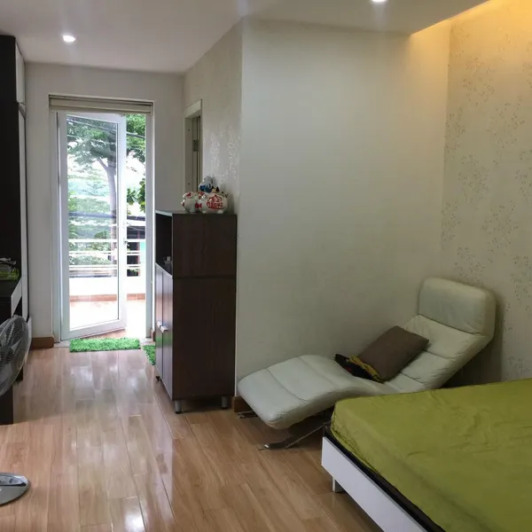 Nhà 4 tầng khu Kim Sơn 5m x 14m