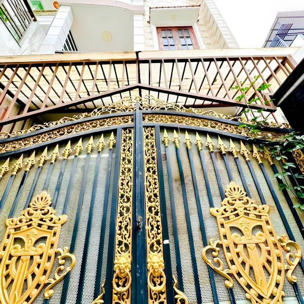 Nhà 3T hẻm xe hơi 502 Huỳnh Tấn Phát 4m x 15m