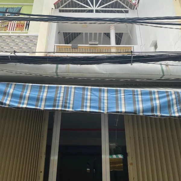 Nhà 4 tầng hẻm 308 Huỳnh Tấn Phát 5m x 23m