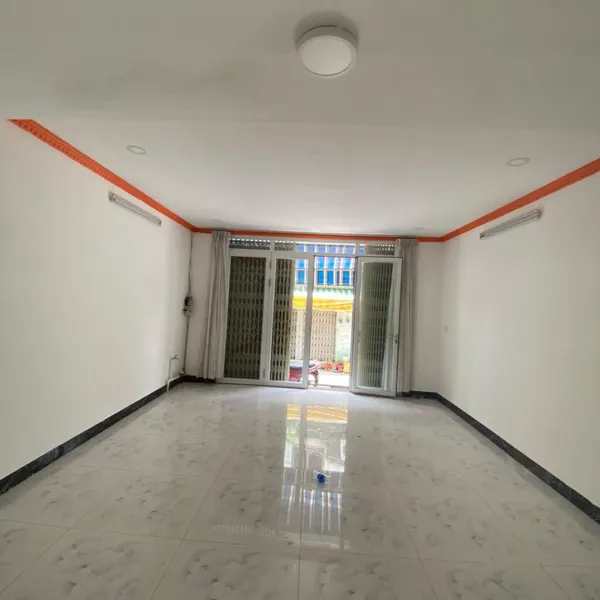 Nhà 4 tầng hẻm 308 Huỳnh Tấn Phát 5m x 23m