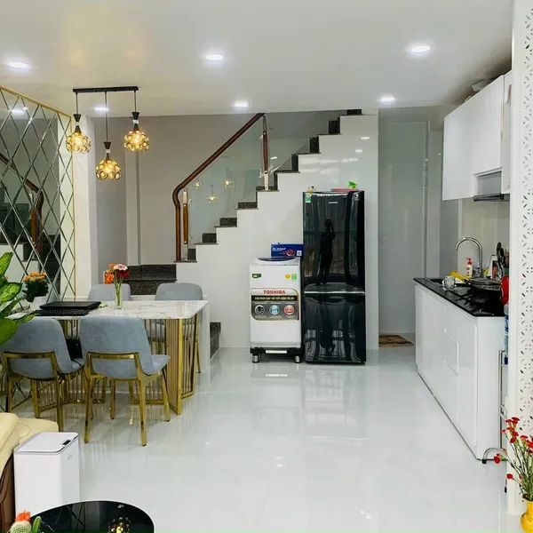 Nhà 2T Hẻm XH 719 Huỳnh Tấn Phát 4m x 9,6m