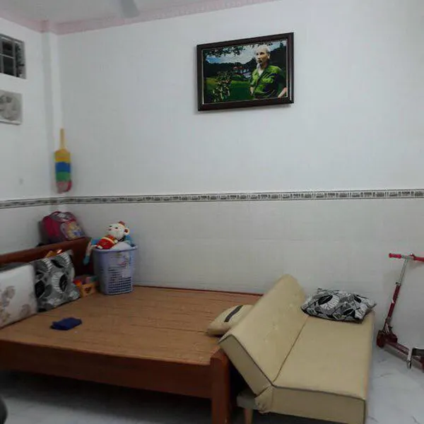 Nhà 2 tầng hẻm xe hơi 1135 Huỳnh Tấn Phát