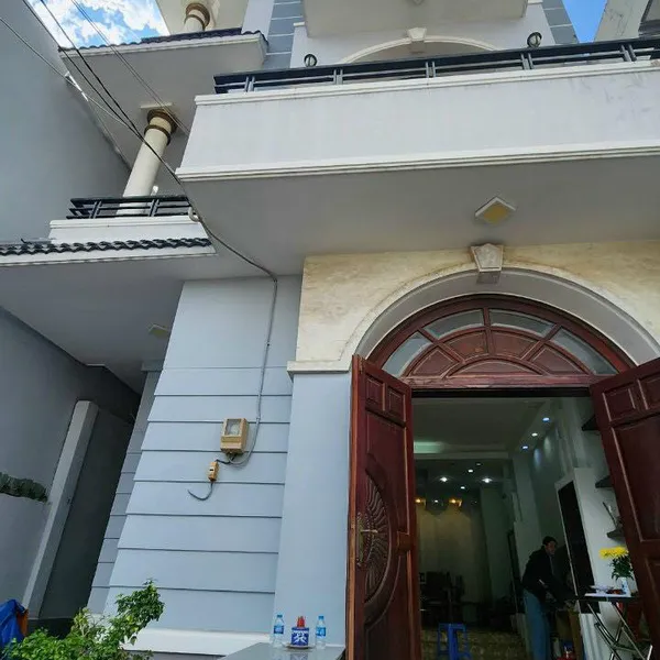 Nhà 4 tầng hẻm xe hơi 803 Huỳnh Tấn Phát 7m x 17m