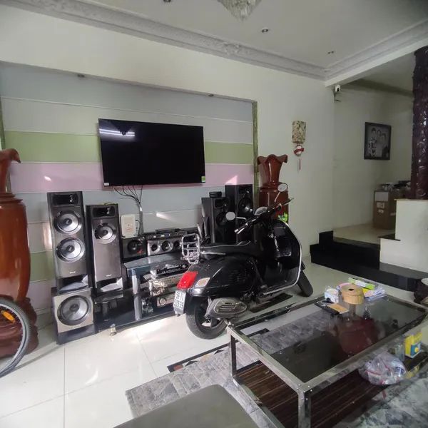 Nhà 3 tầng hẻm 487 Huỳnh Tấn Phát - gần VinCom Quận 7