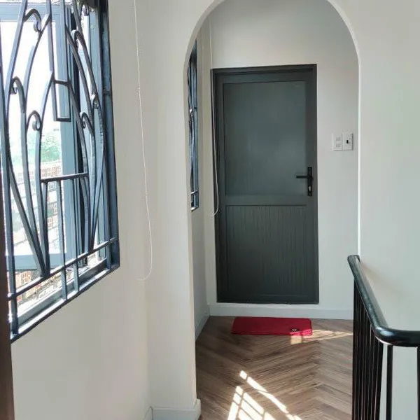 Nhà 2 tầng hẻm xe hơi 502 Huỳnh Tấn Phát 3,4m x 10,4m