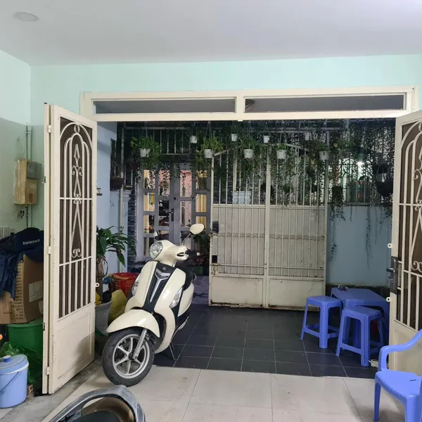 Nhà 3 tầng hẻm 502 huỳnh tấn phát 4m x 13,32m