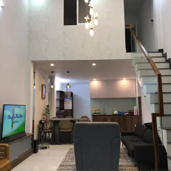 Nhà 2 tầng hẻm 136 Huỳnh Tấn Phát , 4m x 12.6m nở hậu 4.3m