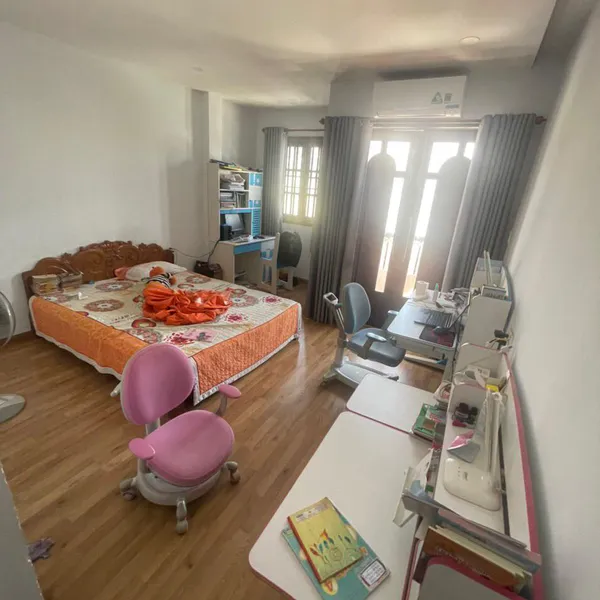 Nhà 3T hẻm xe hơi 502 Huỳnh Tấn Phát 4m x 15m