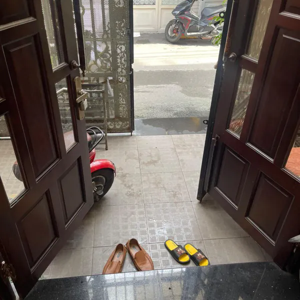 Nhà 3T hẻm xe hơi 502 Huỳnh Tấn Phát 4m x 15m