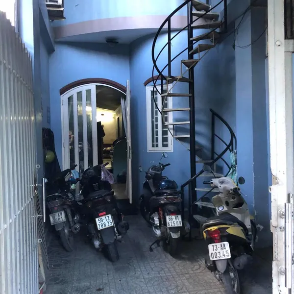 Nhà 3T mt hẻm 128 Huỳnh Tấn Phát,  3.4m x 18.6m