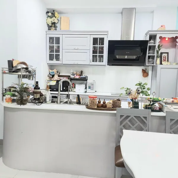 Nhà 4 tầng  2 mặt tiền hẻm xe hơi 1135 Huỳnh Tấn Phát 6,5m x 16,5m