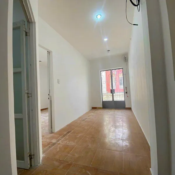 Nhà hẻm Huỳnh Tấn Phát gần VinCom Q7 bề ngang hơn 5m