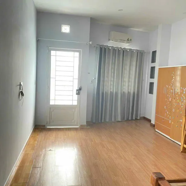 Nhà 2 tầng hẻm 803 Huỳnh Tấn Phát 4m x 15,75m