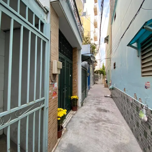 Bán nhà hẻm 1L hẻm 126 huỳnh tấn phát , 3.2m x 13.68m nở hậu 3.57m chỉ 4 tỷ 2