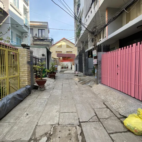 Nhà 5 tầng hẻm xe hơi 803 Huỳnh Tấn Phát 4,3m x 14,7m