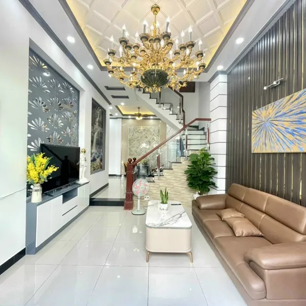 Nhà 4 tầng hẻm 1135 Huỳnh Tấn Phát 7m x 13m