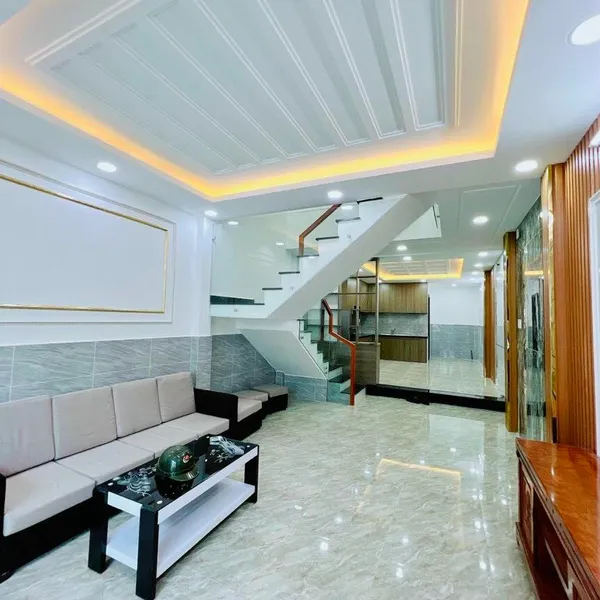 Nhà 2 Tầng hẻm 1113 Huỳnh Tấn Phát , 4m x 14m