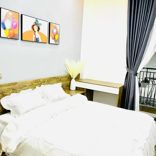 Nhà mới 2 tầng hẻm 502 Huỳnh Tấn Phát 4m x 14m