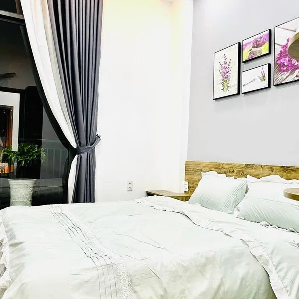 Nhà mới 2 tầng hẻm 502 Huỳnh Tấn Phát 4m x 14m