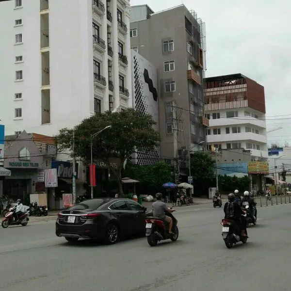 Bánh nhà Q7 mt huỳnh tấn phát, 11.6m x 44m. chỉ 73 tỷ