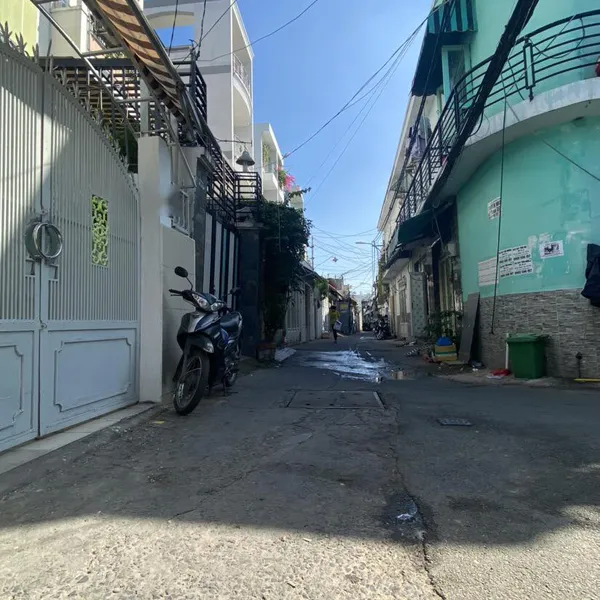 Nhà 3T hẻm 30 Lâm Văn bền , 4m x 15m nở hậu vị trí đẹp