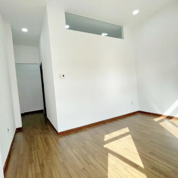 Nhà 2T hẻm 62 lâm văn bền ,tân kiểng , 4m x 9m