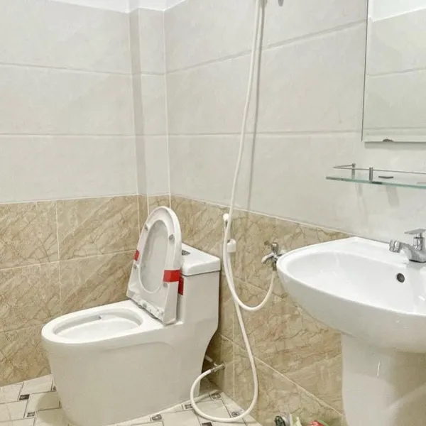 Nhà 2T hẻm 62 lâm văn bền ,tân kiểng , 4m x 9m