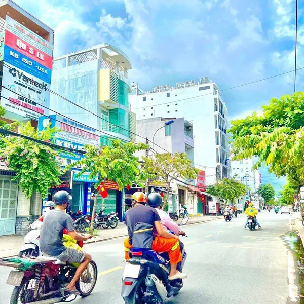 Nhà 6 tầng mặt tiền Lâm Văn Bền 6m x 46,2m