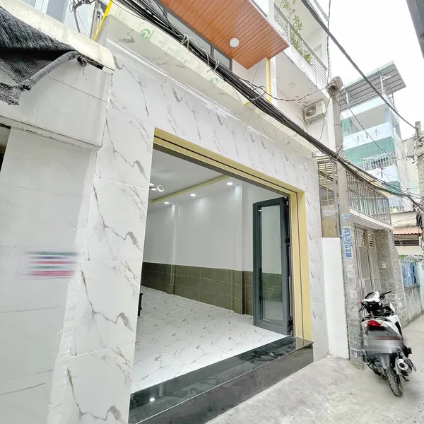 Nhà 2T hẻm 60 lâm Vắn bền , tân kiểng , 4m x 14m