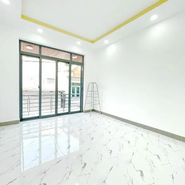 Nhà 2T hẻm 60 lâm Vắn bền , tân kiểng , 4m x 14m