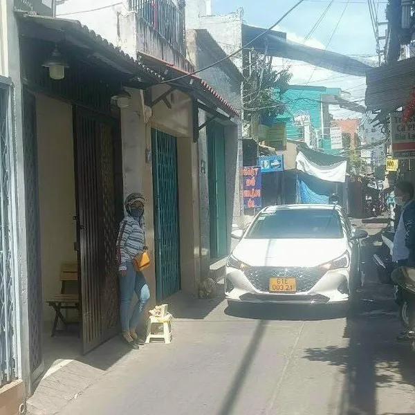 Nhà 2T hẻm xe hơi 1041 trần xuân soạn , 2.7m x 30m