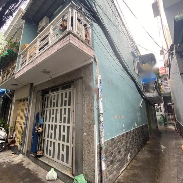 Nhà 2T mt hẻm 967 trần xuân soạn , 3.5m x 6m cách mặt tiền vài căn