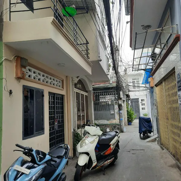 Nhà 2T hẻm 861 Trần Xuân Soạn 3,13m x 4,9m