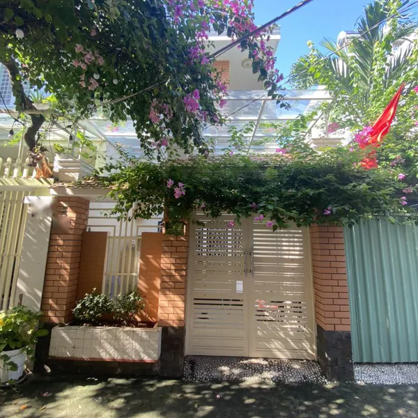 Nhà 2T hẻm 861 trần xuân soạn , 4m x 17m