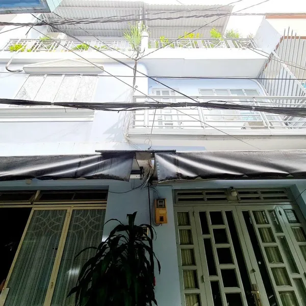 Nhà 3T hẻm 701 trần xuân soạn , 7.6m x 8.5m