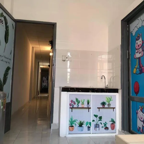 Tòa nhà hẻm xe hơi 793 Trần Xuân Soạn, 4m x 29m