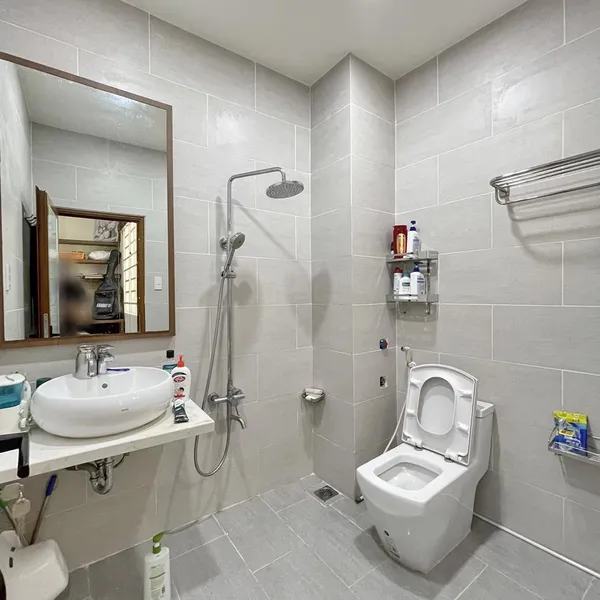 Nhà 4 tầng KDC Kiều Đàm 793 Trần Xuân Soạn 4,5m x 19m