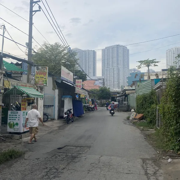 Nhà 3 tầng mặt tiền hẻm 793 Trần Xuân Soạn, KDC Kiều Đàm  4,65m x 22m nở hậu 4,86m