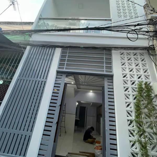 Nhà 2T hẻm 793 trần xuân soạn , 4m x 11.5m