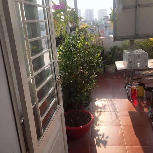 Nhà 4T hẻm 701 trần xuân soạn , 2.8m x 5m