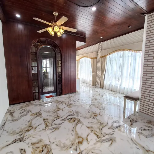 Biệt thự sân vườn Kiều Đàm Quận 7 DT: 11m x 40m