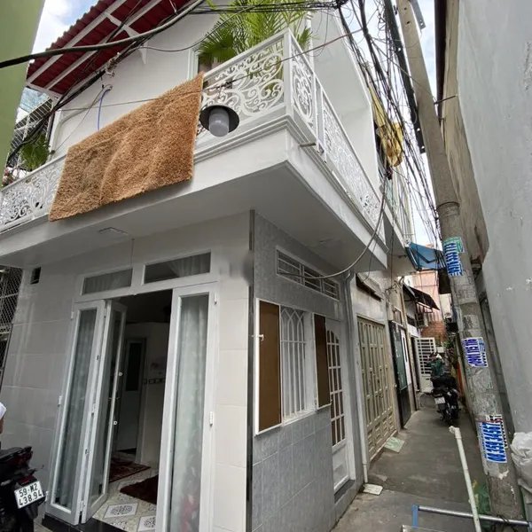 Nhà hẻm 903 trần xuân soạn ,  4m x 3m