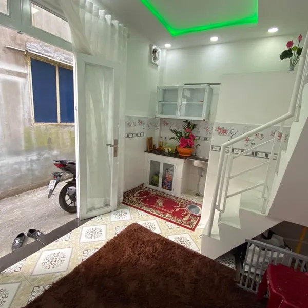 Nhà hẻm 903 trần xuân soạn ,  4m x 3m