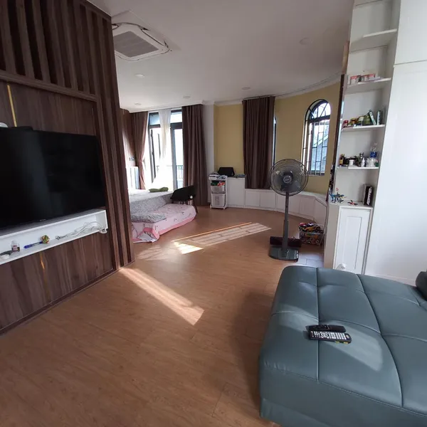 Biệt thự góc 2 mặt tiền khu Kiều Đàm 9m x 15m