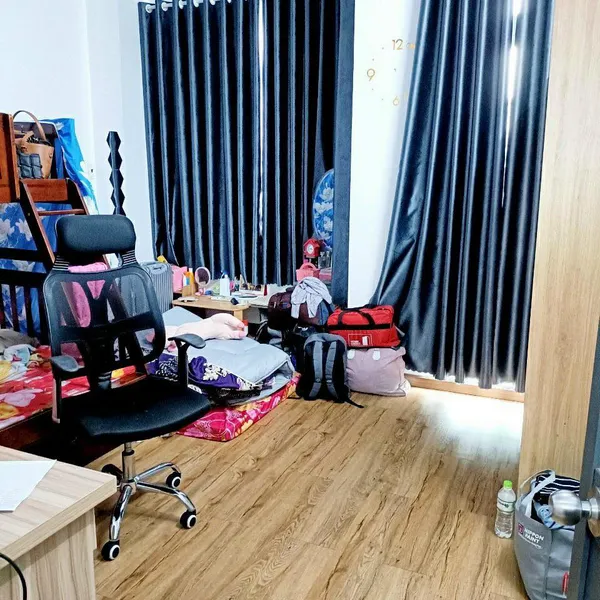 Nhà 2 tầng hẻm 1041 Trần Xuân Soạn 4,2m x 11m