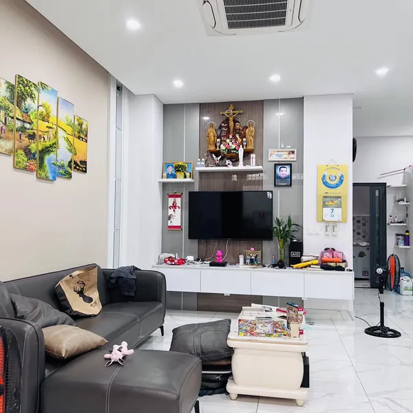 Nhà 5 tầng KDC Kiều Đàm 793 Trần Xuân Soạn 8m x 15m